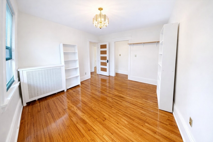 Building Photo - 1267 Hewitt Ave