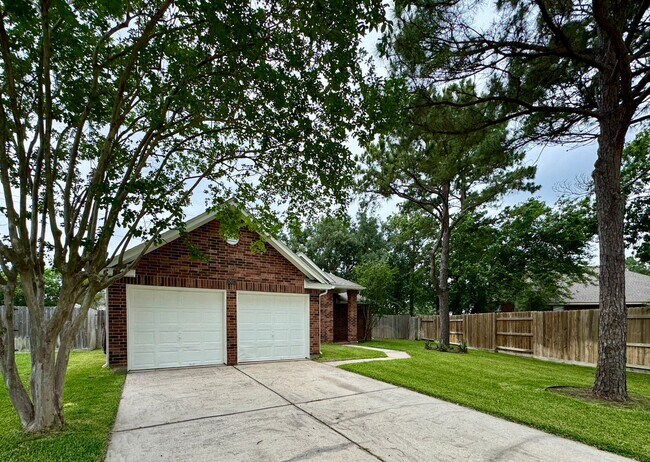Building Photo - 15027 Winding Black Cherry Ln