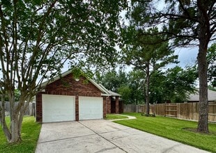 Building Photo - 15027 Winding Black Cherry Ln