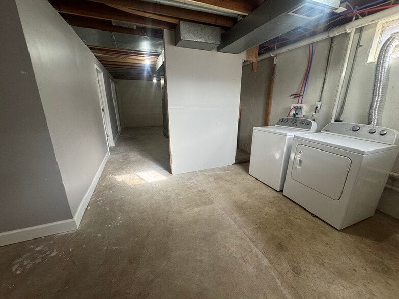 Building Photo - 15002 Old Taylorsville Rd