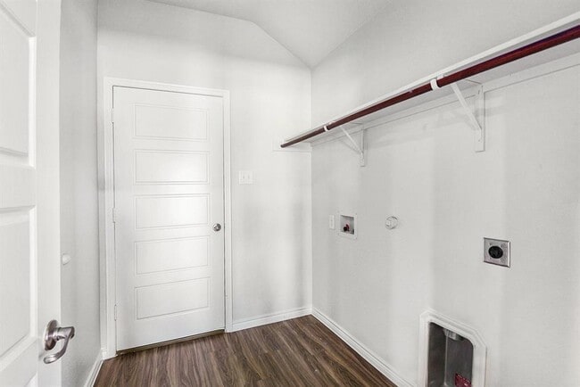 Building Photo - 4108 Spur Trail Dr