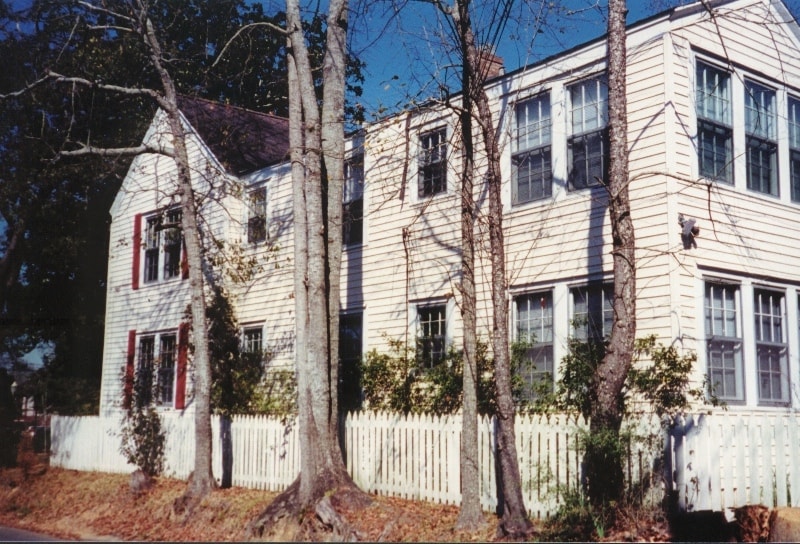 Primary Photo - 1677 Government St