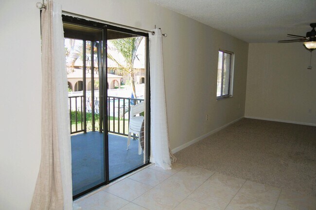 Building Photo - 268 San Paulo Ct