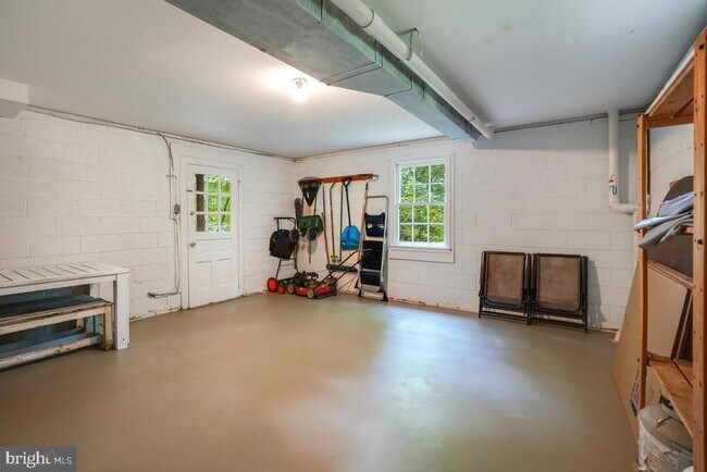 Building Photo - 7616 Winterberry Pl