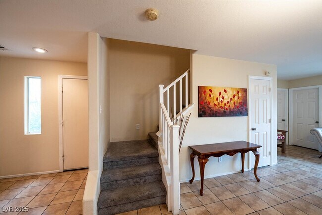 Building Photo - 5283 Broadlake Ln