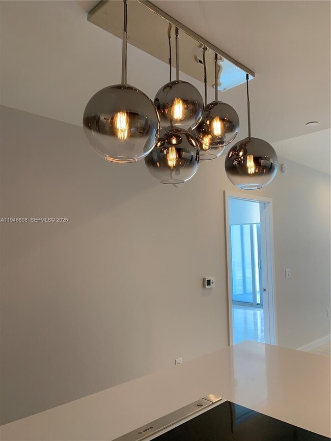 Building Photo - 851 NE 1st Ave