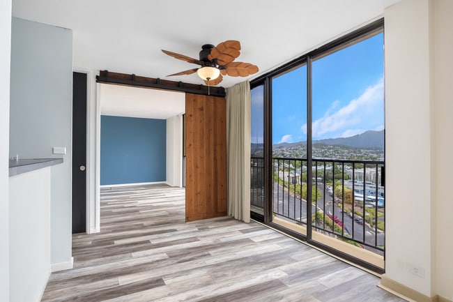 Building Photo - 322 Aoloa St