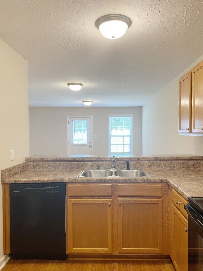 Building Photo - Upper Stone Apartments