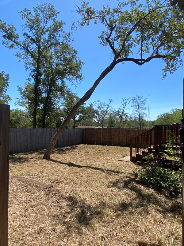 Building Photo - 175 Shawnee Dr