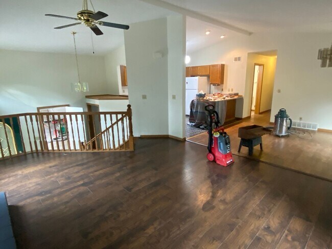 Building Photo - W1358 Prairie Pines Rd