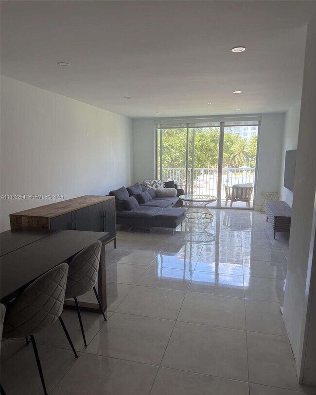 Building Photo - 2851 NE 183rd St