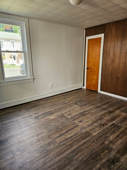 bedroom 2 - 434 W Front St