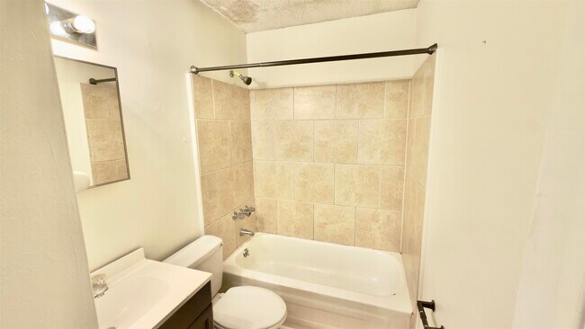 Building Photo - 3799 Carnes Ave