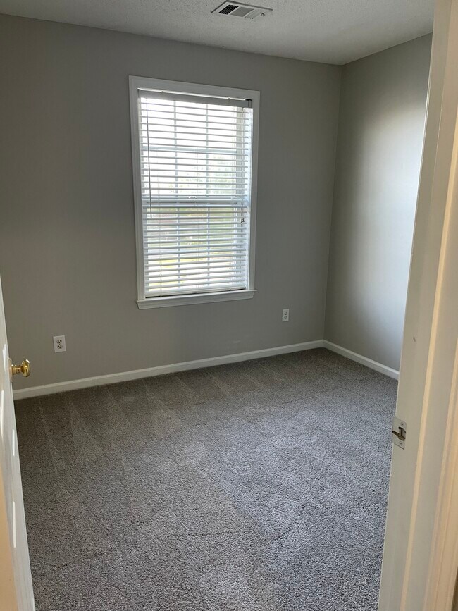 2nd bedroom - 1815 Kilmington Ct