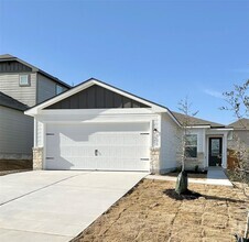 Building Photo - 121 Paradise Cyn Dr