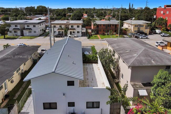 Building Photo - 243 NW 57th Ave