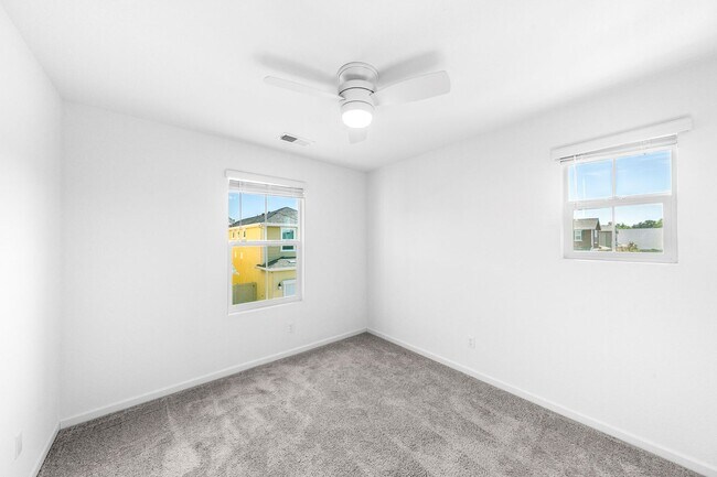 Building Photo - Citrus Heights AMAZING FLOOR-PLAN (Solar) ...