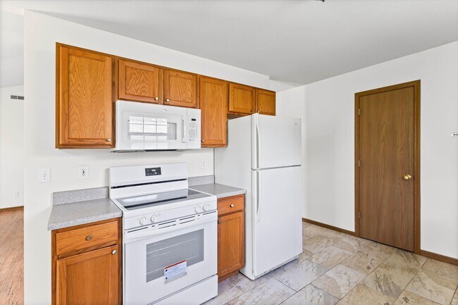 Building Photo - 3708 Panther Dr