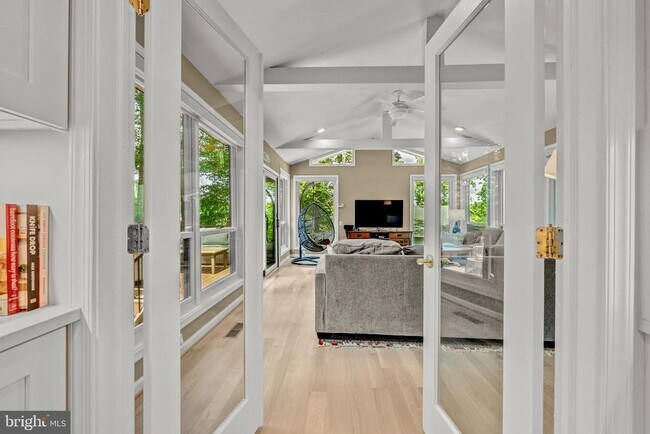 Building Photo - 6706 Pine Creek Ct