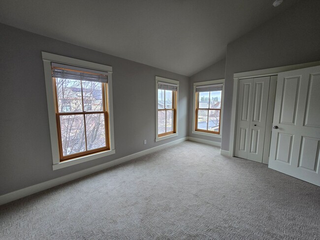 Building Photo - Live In Pine Meadow village