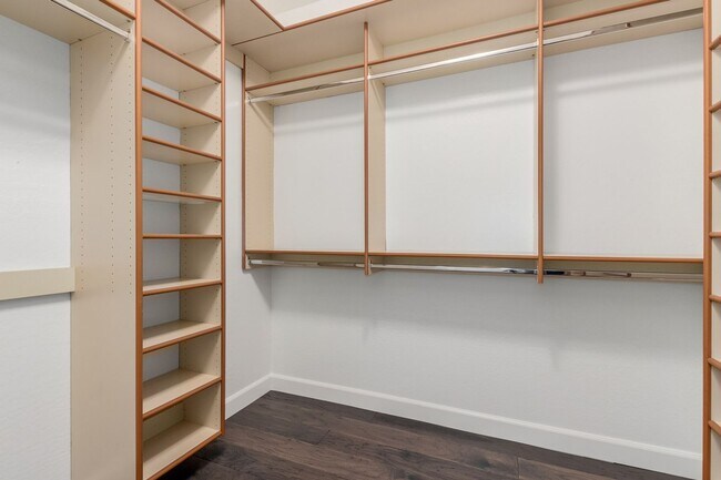 Building Photo - 7601 E Roosevelt St