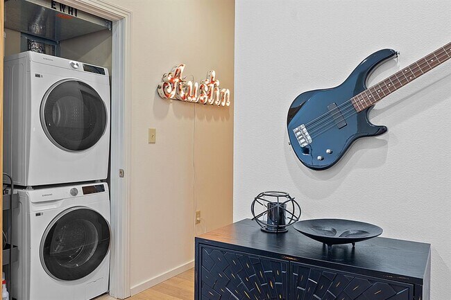 Building Photo - 1600 Barton Springs Rd