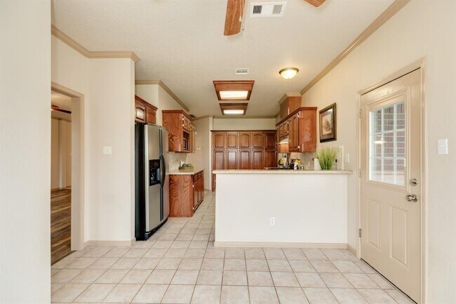 Building Photo - 112 Portulaca St