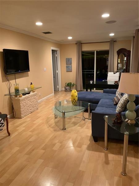 Building Photo - 1334 NE 16th Ave