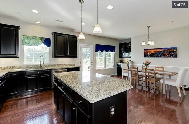 Building Photo - 3 Bed 3 Bath- Wexford Pa