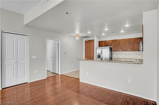 Building Photo - 8255 S Las Vegas Blvd