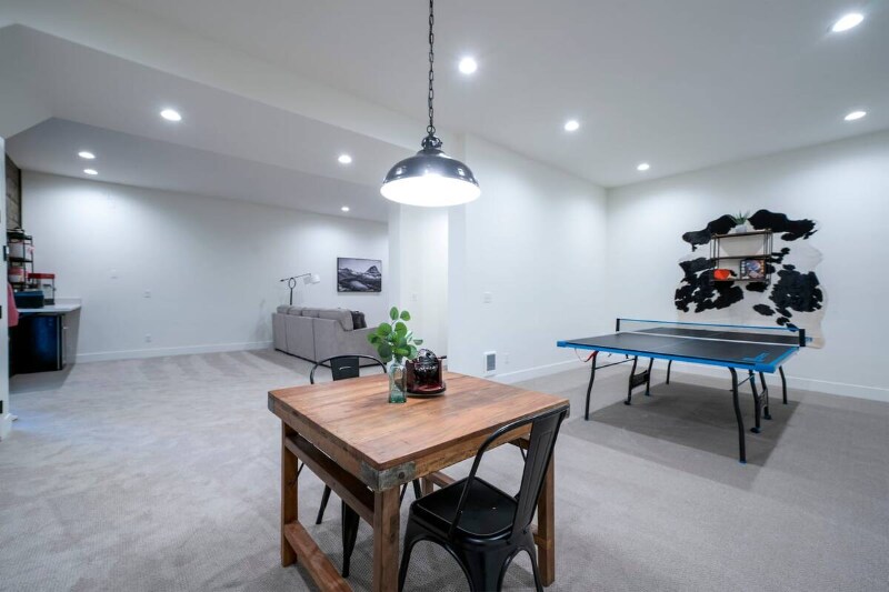 Building Photo - 95 Sun Dog Cir
