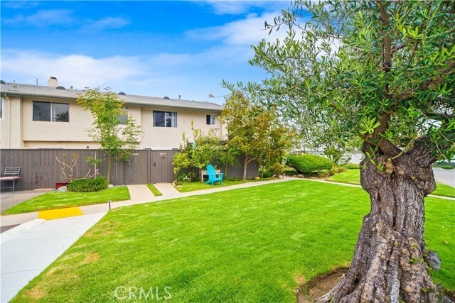Building Photo - 6216 Tapia Dr