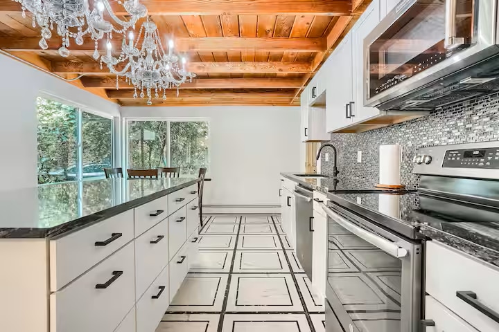 Building Photo - 7580 W 33rd Ave