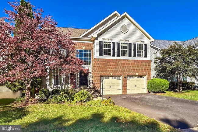 Building Photo - 47497 Saulty Dr