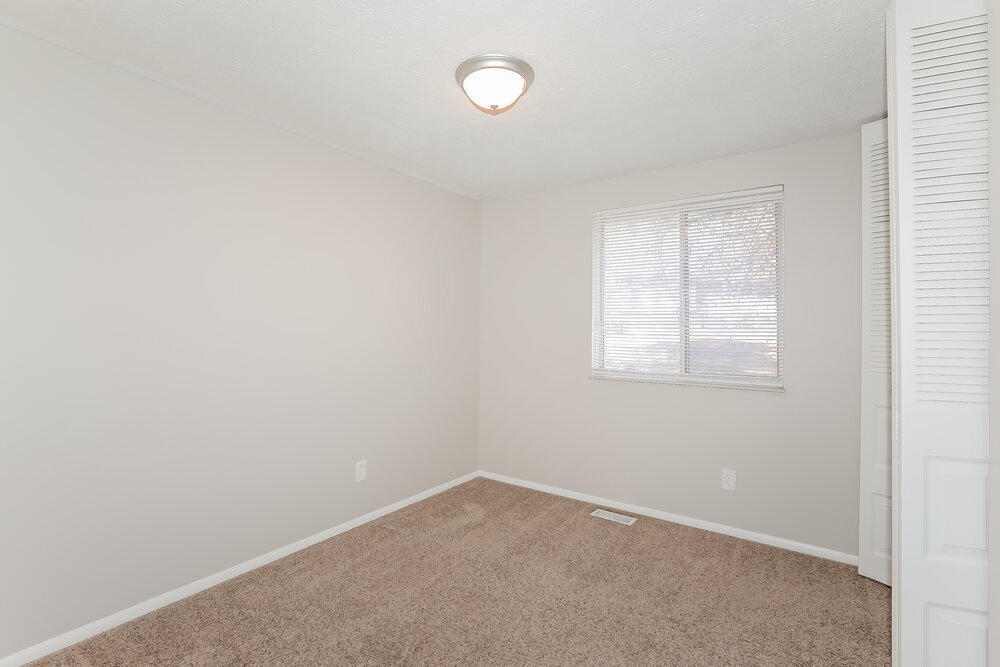 Building Photo - 1876 Corduroy Ct