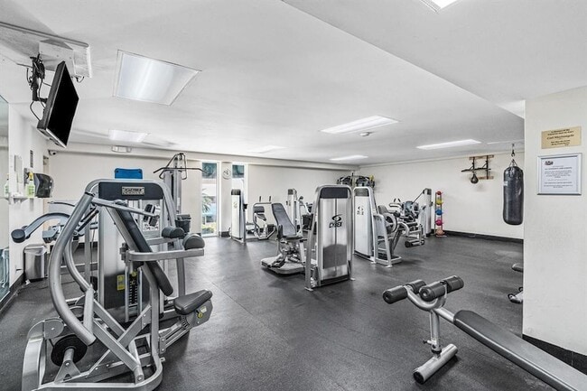 Building Photo - 111 Briny Ave