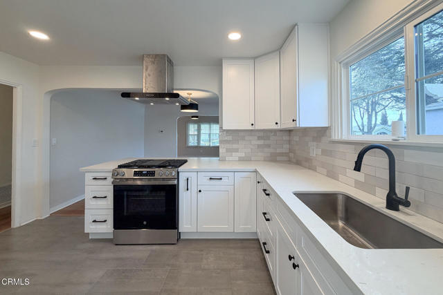 Building Photo - 431 Deodar Ave