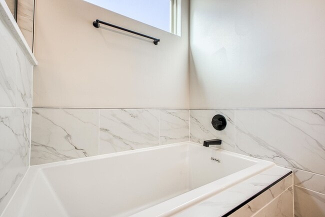 Building Photo - Beautiful East side House 4 bed-2.5 baths, part of The Club that includes Swimming Pool, Gym, Ten...