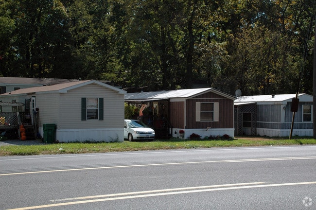 Primary Photo - Mt. Rock MHP