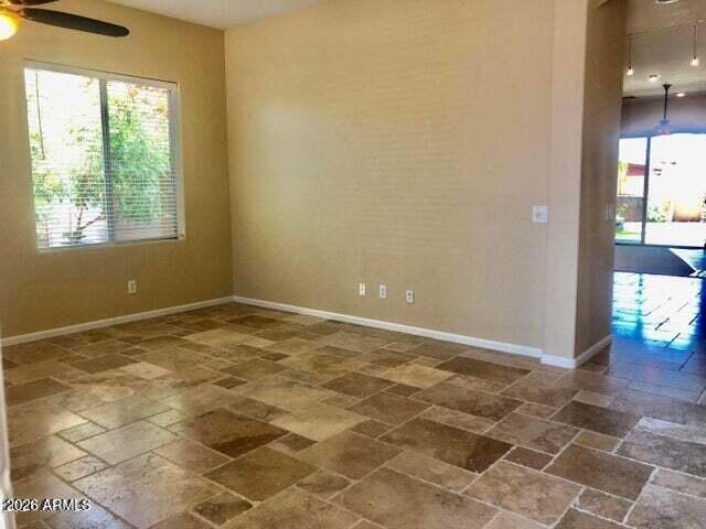 Building Photo - 2365 W Jasper Butte Dr