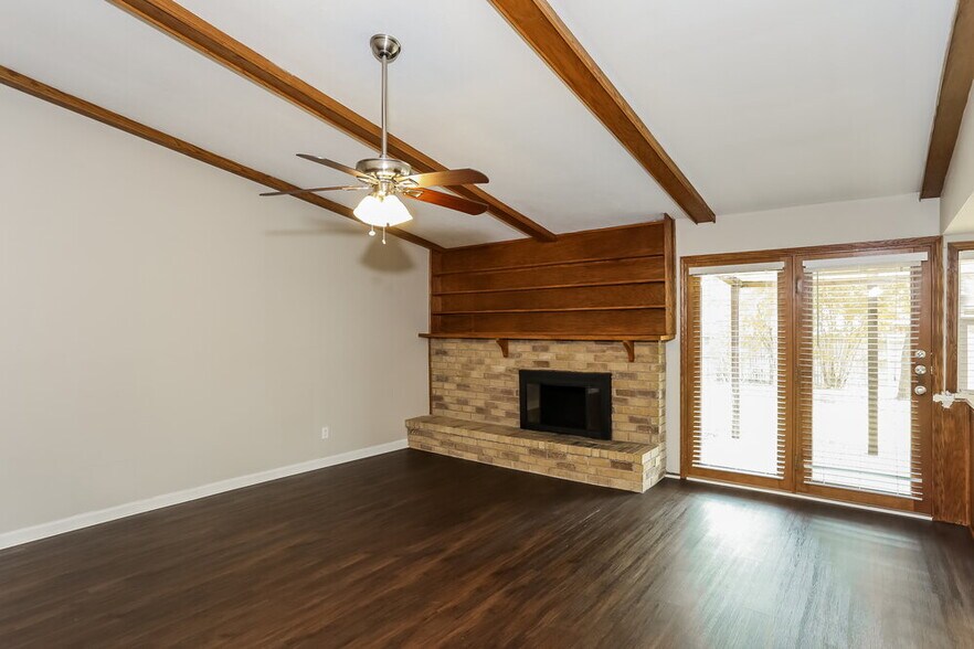 Building Photo - 1921 Wilderness Trail