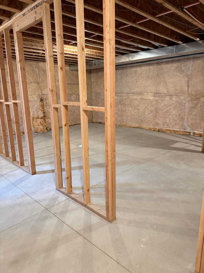 Building Photo - 6863 W Meadow Grass Dr