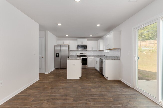 Building Photo - 242 Carrington Dr