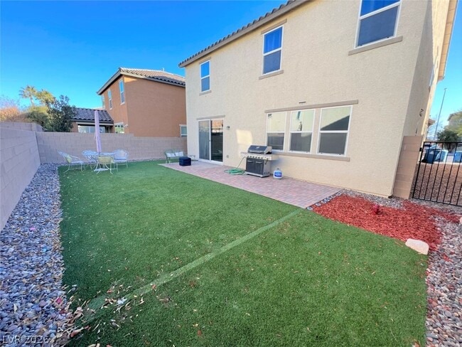 Building Photo - 10289 Sweet Woodruff Dr