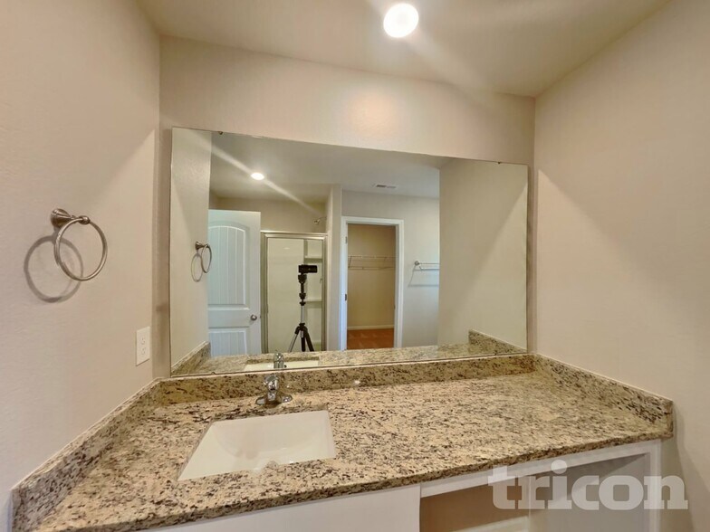 Building Photo - 85 Parkers Gate Dr