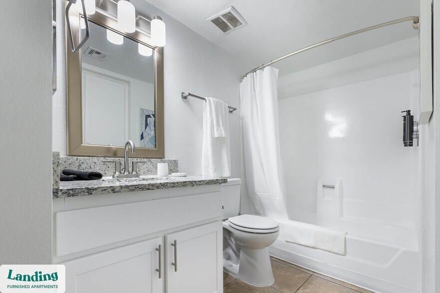 Building Photo - 5704 W Thomas Rd