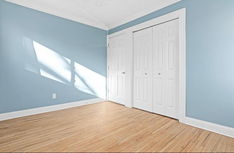 Building Photo - 423 W 31st St