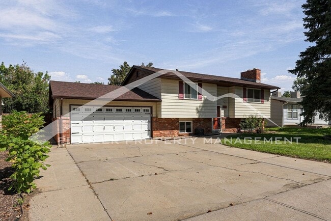 Building Photo - 229 Florence Ave