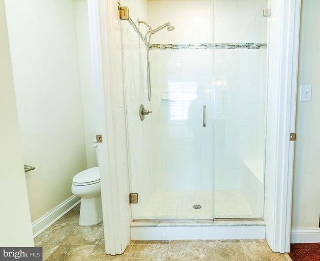 Building Photo - 315 Quarry Point Rd