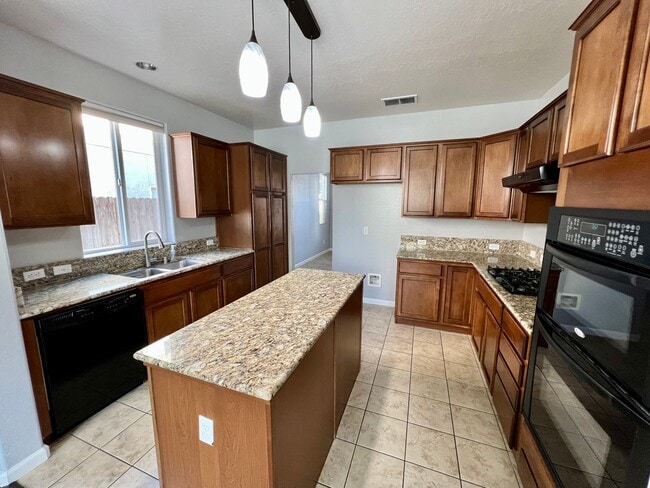 Building Photo - Gated AVALON--